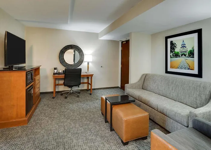 Drury & Hotel Springfield