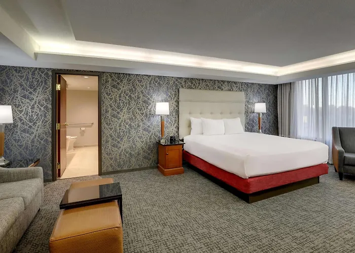 Drury & Hotel 3*