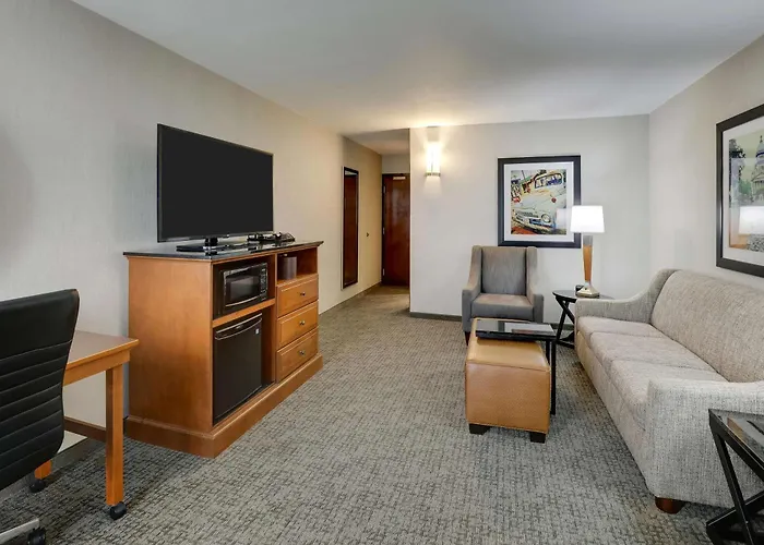 Hotel Drury &