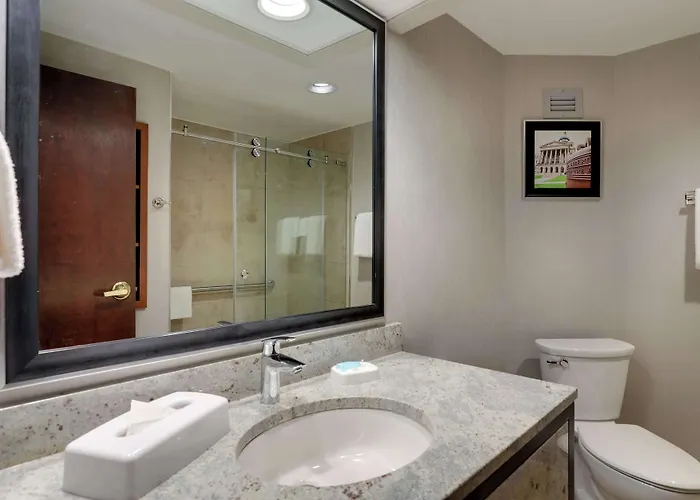 Hotel Drury &
